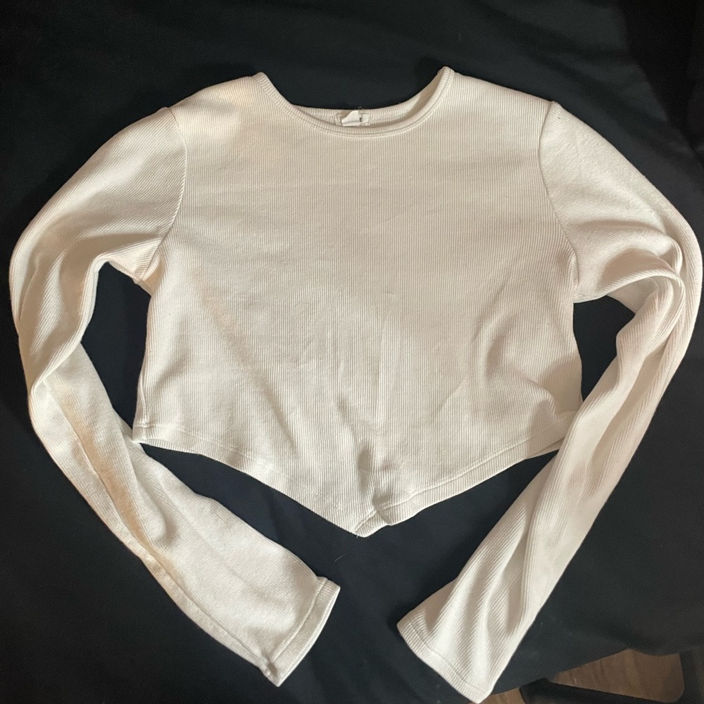 garage long sleeve white crop